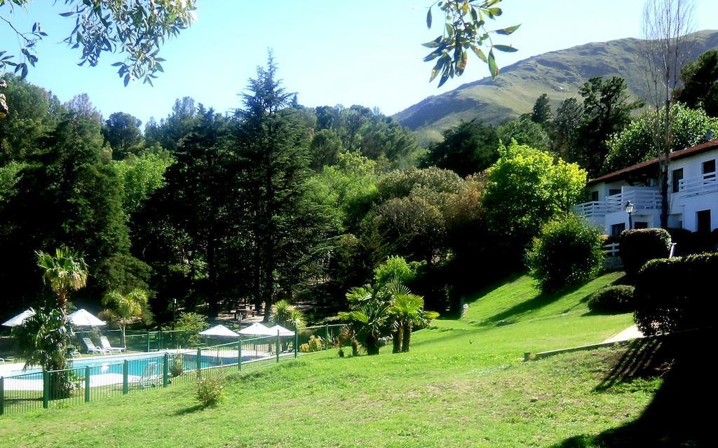 Las Ardillas Cabanas Y Suites La Falda Buitenkant foto
